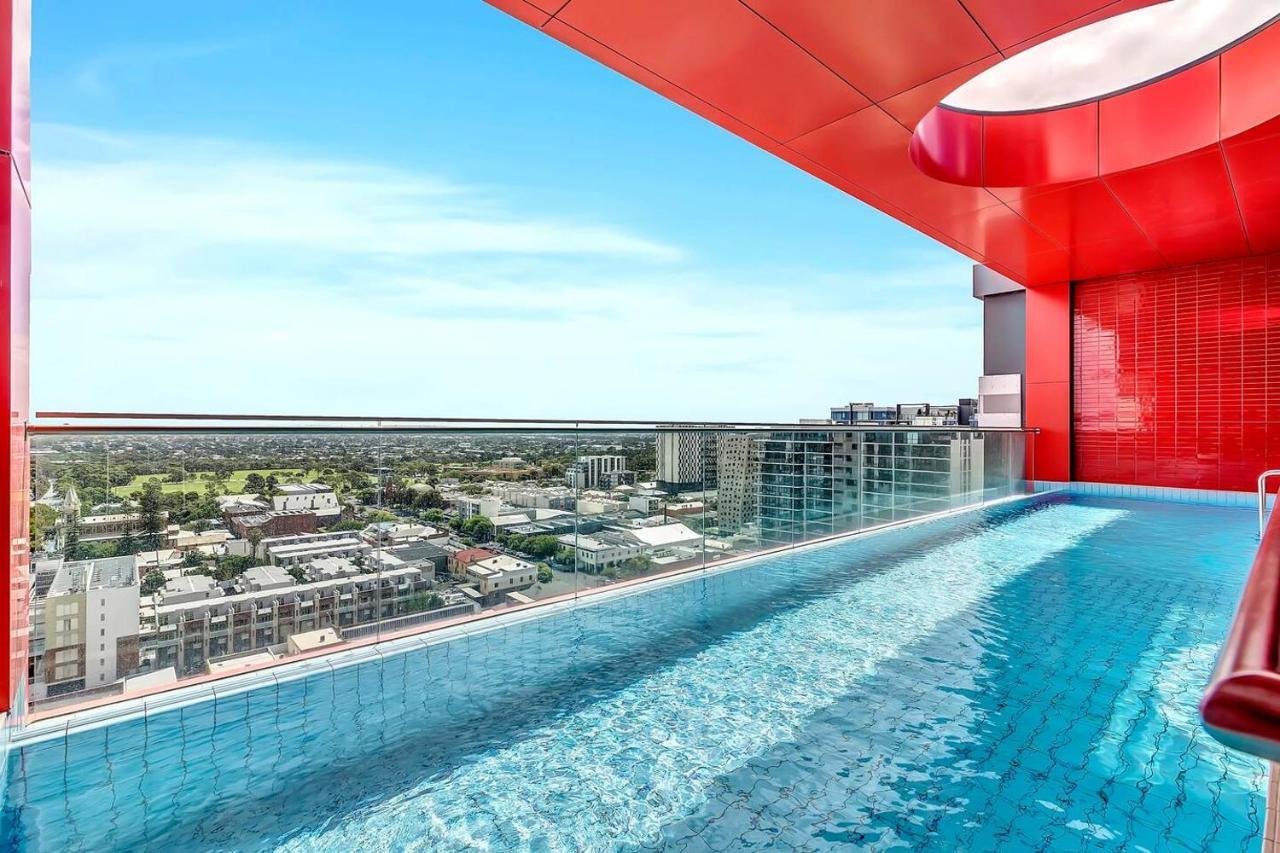 Apartment 'adelaide Azure' Scenic Cbd Living With Rooftop Pool *